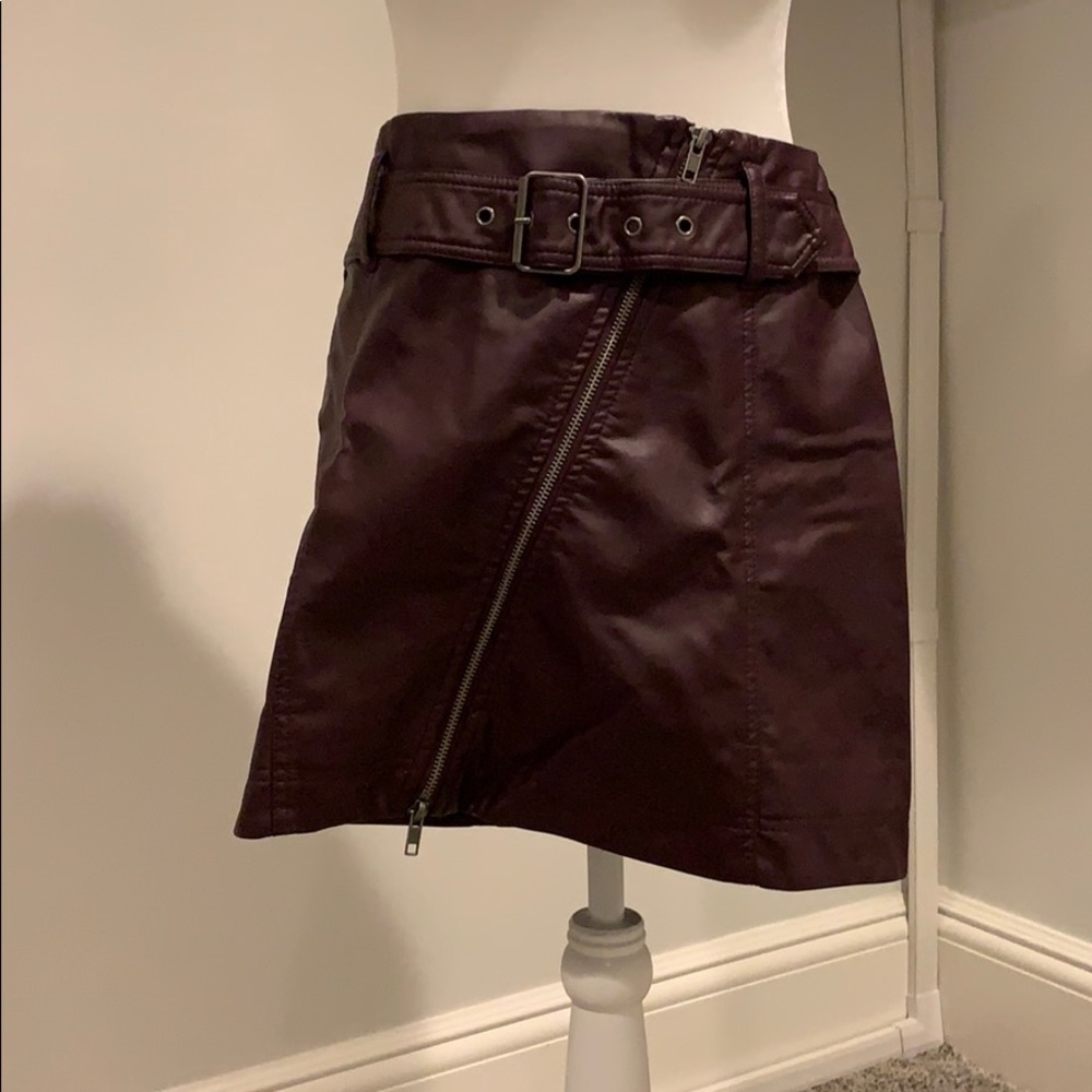 Leather skirt